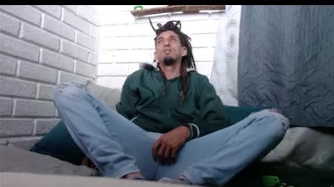 DAVILS online show from March 8, 9:28 am