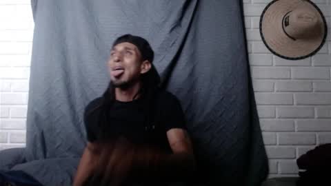 DAVILS online show from April 5, 8:11 am