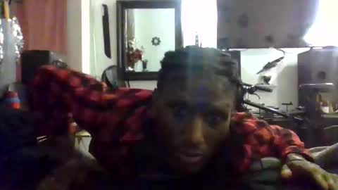 Snapshot of davior101 chatting on March 2, 8:21 am Verse femmasc boi online show from March 2, 8:21 am