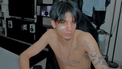 davis online show from March 27, 11:04 pm