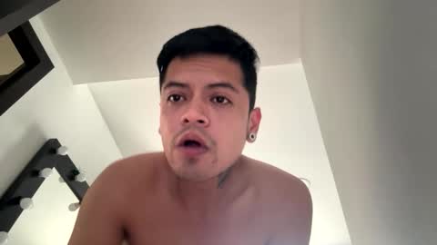 davmacrux online show from February 22, 9:46 pm