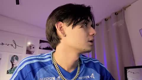 davoxer online show from February 22, 2:45 am