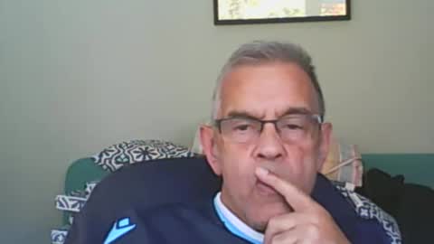 Snapshot of davygravy chatting on January 9, 1:19 am davygravy online show from January 9, 1:19 am
