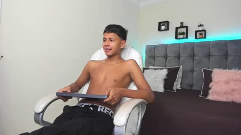 dawn_16 online show from February 8, 4:14 am