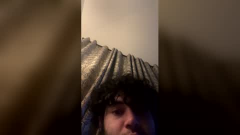 Snapshot of dawson581199 chatting on February 23, 4:43 am dawson581199 online show from February 23, 4:43 am