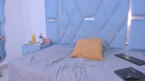 daylesandharry online show from November 27, 1:24 pm