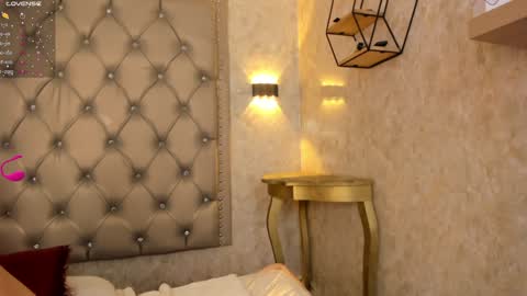 DAYRA ANGELS online show from December 28, 9:09 am