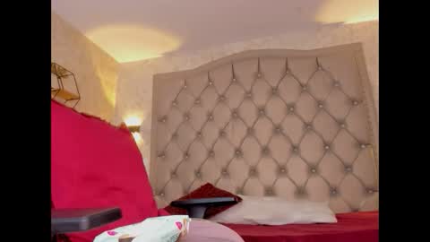 DAYRA ANGELS online show from February 19, 1:51 am