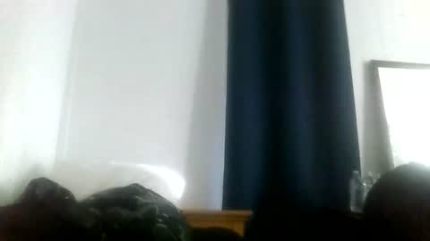 Snapshot of daywalker484607 chatting on June 25, 9:41 pm daywalker484607 online show from June 25, 9:41 pm