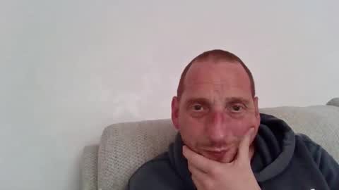 Snapshot of dazza2574 chatting on April 30, 6:53 am dazza2574 online show from April 30, 6:53 am
