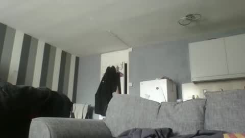 Snapshot of dazzill chatting on October 1, 2:23 pm Dazzill online show from October 1, 2:23 pm