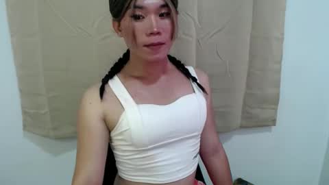 dazzzlingcarol online show from June 8, 11:43 am