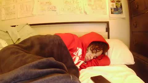 Snapshot of dbeamon92 chatting on January 13, 6:40 am dbeamon92 online show from January 13, 6:40 am