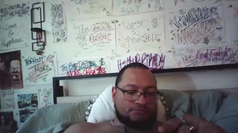 dbeamon92 online show from March 31, 2:39 pm