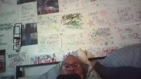 dbeamon92 online show from April 26, 11:41 am