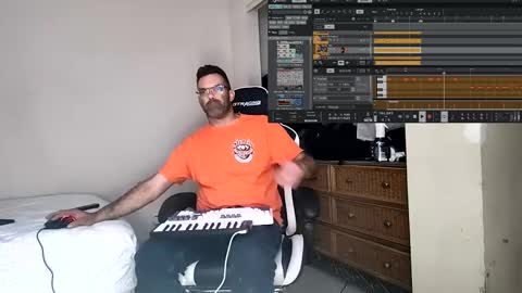 dbfroge online show from September 15, 3:17 am