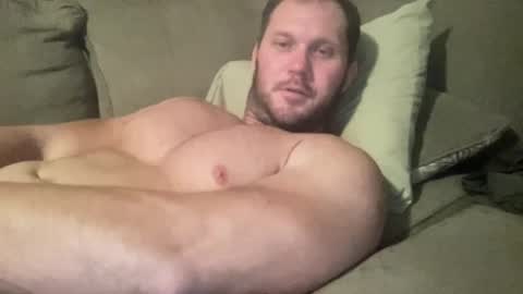 Snapshot of dbuzzard1221 chatting on January 17, 5:42 am clgBaseBall online show from January 17, 5:42 am