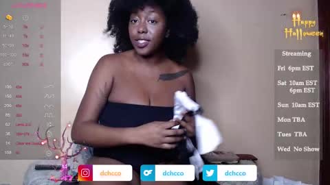 Duchess Coco - Coco Puffs online show from November 1, 1:40 am