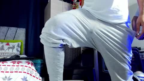 dcollins_ online show from December 3, 7:38 am