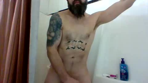 Snapshot of ddady22 chatting on December 28, 10:36 am ddady22 online show from December 28, 10:36 am