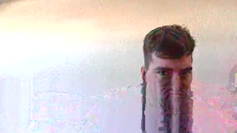 Snapshot of ddavid_012 chatting on February 6, 7:51 pm david online show from February 6, 7:51 pm