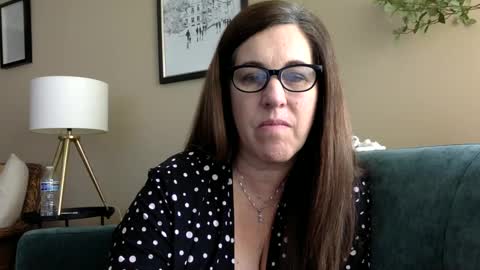 Snapshot of ddmolly chatting on January 6, 5:16 pm DDMolly online show from January 6, 5:16 pm