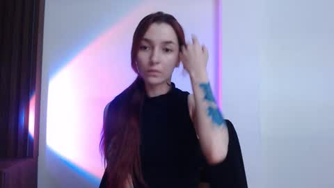 freak online show from October 12, 11:37 pm