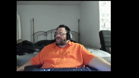 Snapshot of deadsouljah1982 chatting on December 6, 10:19 pm will online show from December 6, 10:19 pm