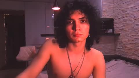 Snapshot of dean_raven chatting on February 13, 9:33 pm dean_raven online show from February 13, 9:33 pm