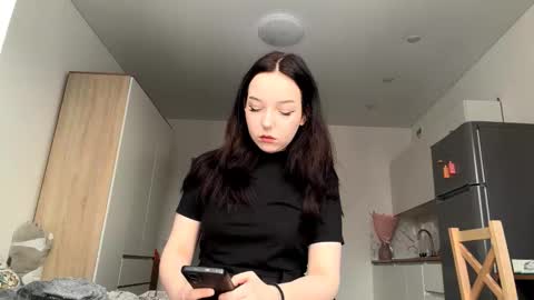 I am Hannah ntmu online show from December 15, 6:06 am