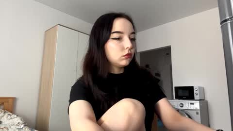 I am Hannah ntmu online show from December 18, 6:08 am