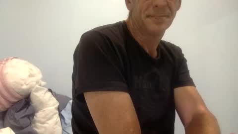 deanofflove221000 online show from December 20, 4:41 am