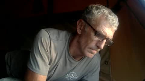 Snapshot of deanofflove221000 chatting on January 15, 11:04 am deanofflove221000 online show from January 15, 11:04 am