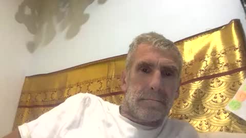 Snapshot of deanofflove221000 chatting on March 1, 5:20 am deanofflove221000 online show from March 1, 5:20 am