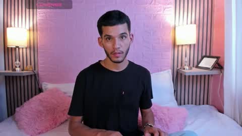 Snapshot of dear_lover1 chatting on December 14, 8:46 pm dear_lover1 online show from December 14, 8:46 pm