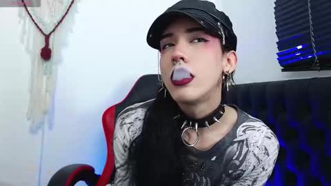 Snapshot of dearest_sabrina chatting on December 19, 8:05 pm sabri online show from December 19, 8:05 pm