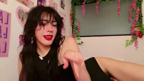 Snapshot of dearest_sabrina chatting on March 13, 9:05 am sabri online show from March 13, 9:05 am