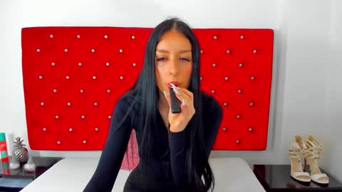 Snapshot of dearjasmine chatting on January 13, 9:14 am Jasmine online show from January 13, 9:14 am