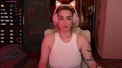 T online show from July 4, 2:12 pm