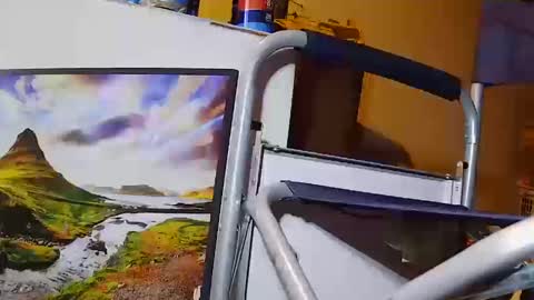 Snapshot of deathnite827 chatting on October 12, 4:22 am DK814 online show from October 12, 4:22 am