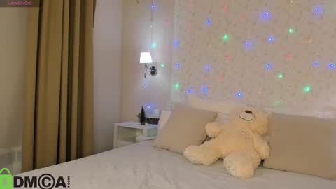 Snapshot of debbie_wools chatting on January 17, 12:04 am Jennifer online show from January 17, 12:04 am