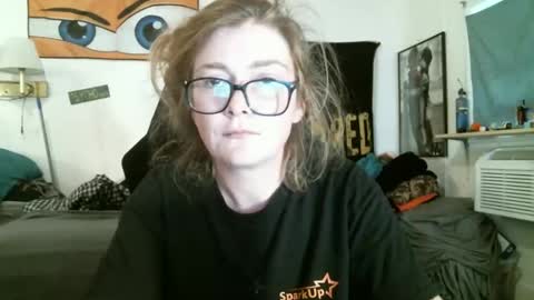 DEBBIE online show from October 24, 8:49 pm