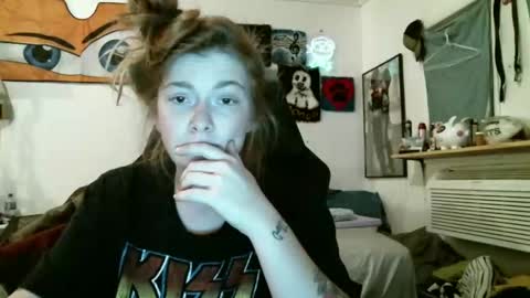 DEBBIE online show from November 22, 4:11 am