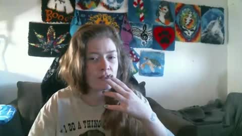 DEBBIE online show from April 17, 8:12 pm