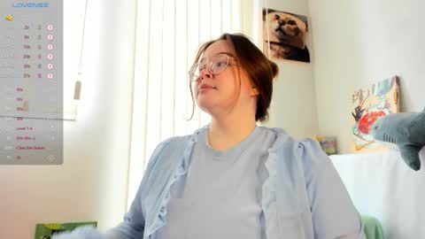 Snapshot of debbiewood chatting on September 14, 6:01 am DeboraDebbieDee online show from September 14, 6:01 am