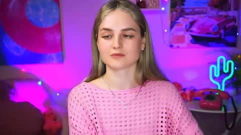 Snapshot of deboralarson chatting on March 7, 3:49 pm Debora online show from March 7, 3:49 pm