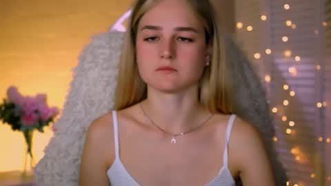 Snapshot of deboralarson chatting on September 15, 3:39 am Debora online show from September 15, 3:39 am