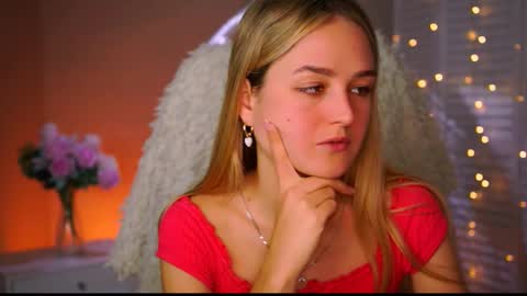 Snapshot of deboralarson chatting on September 29, 7:24 am Debora online show from September 29, 7:24 am