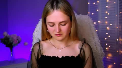 Snapshot of deboralarson chatting on October 7, 5:48 am Debora online show from October 7, 5:48 am