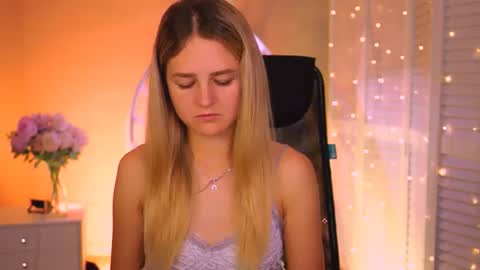 Debora online show from June 17, 3:09 am